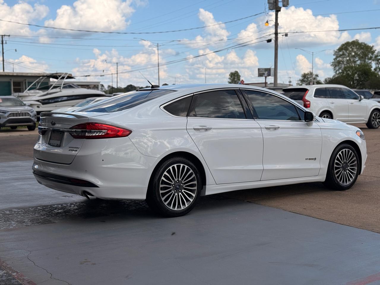 Ford Fusion Hybrid Titanium 2017