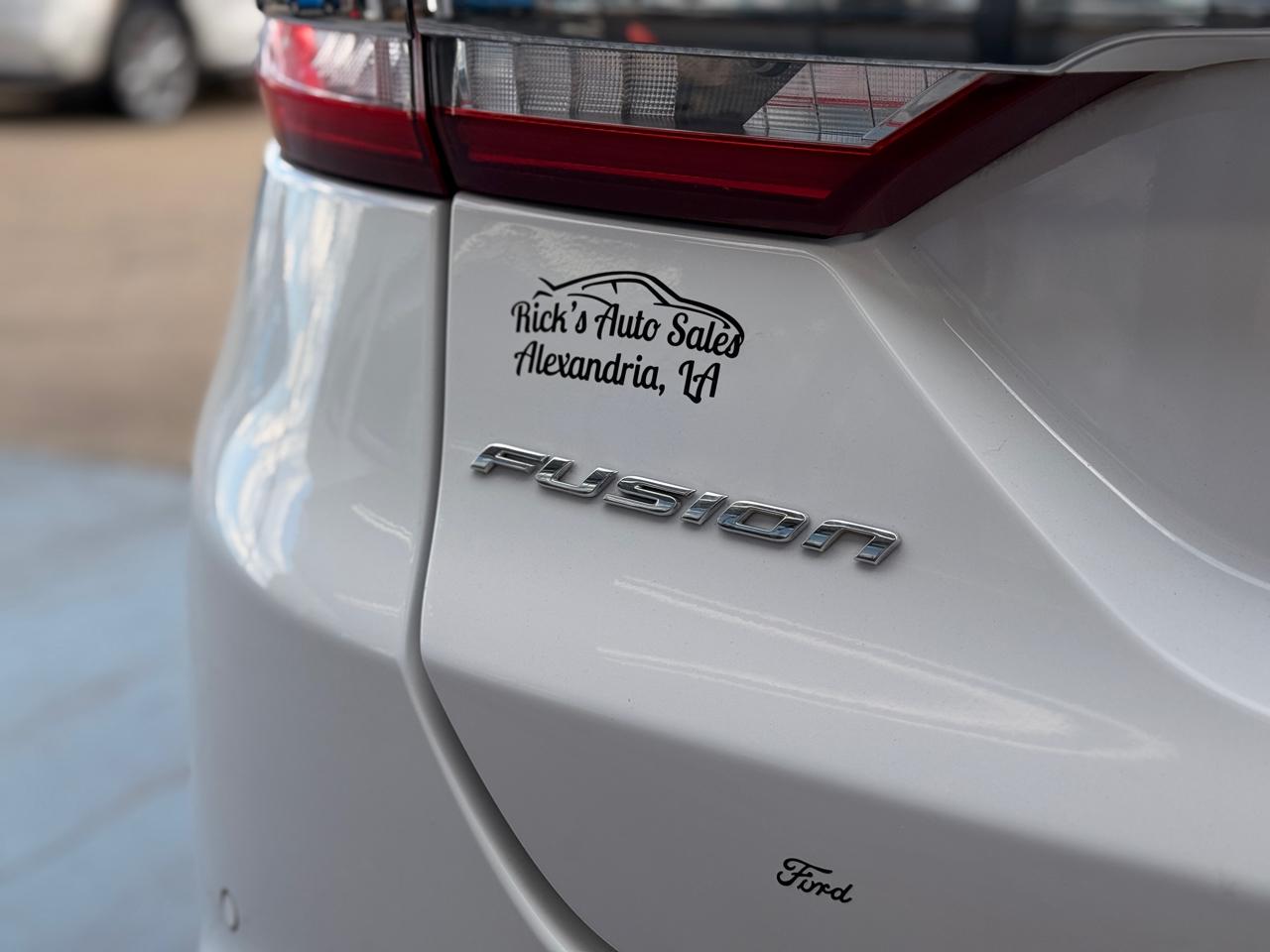 Ford Fusion Hybrid Titanium 2017