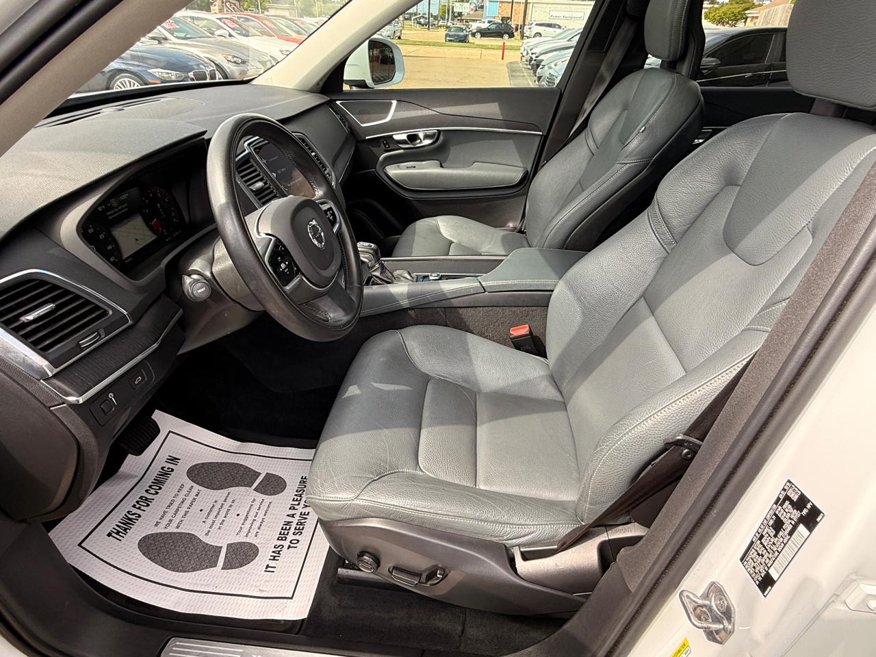 Volvo XC90 T6 Momentum AWD 2020