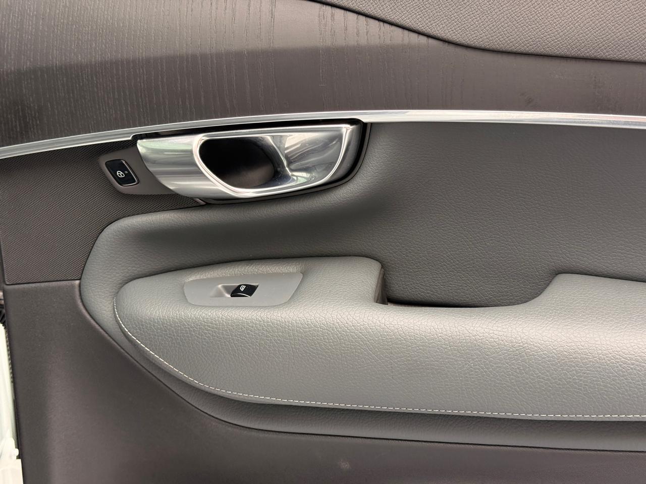 Volvo XC90 T6 Momentum AWD 2020