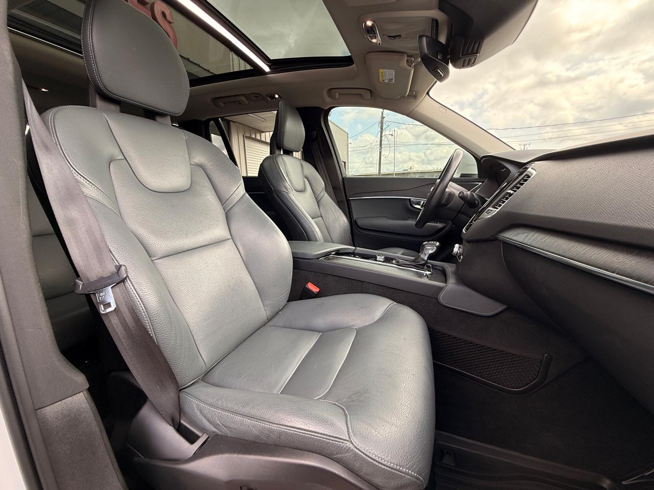 Volvo XC90 T6 Momentum AWD 2020