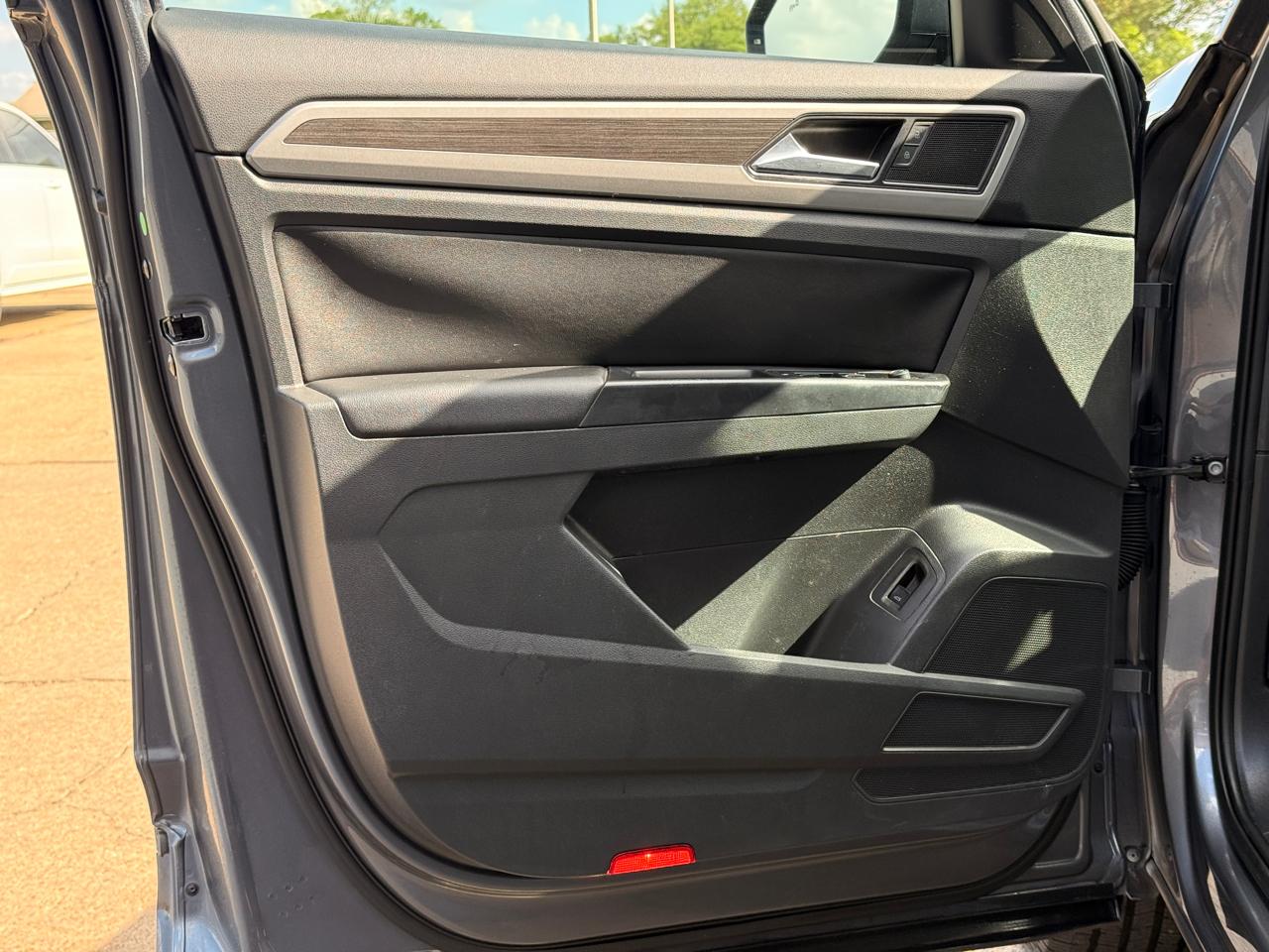 Volkswagen Atlas V6 SE w/Technology 2020