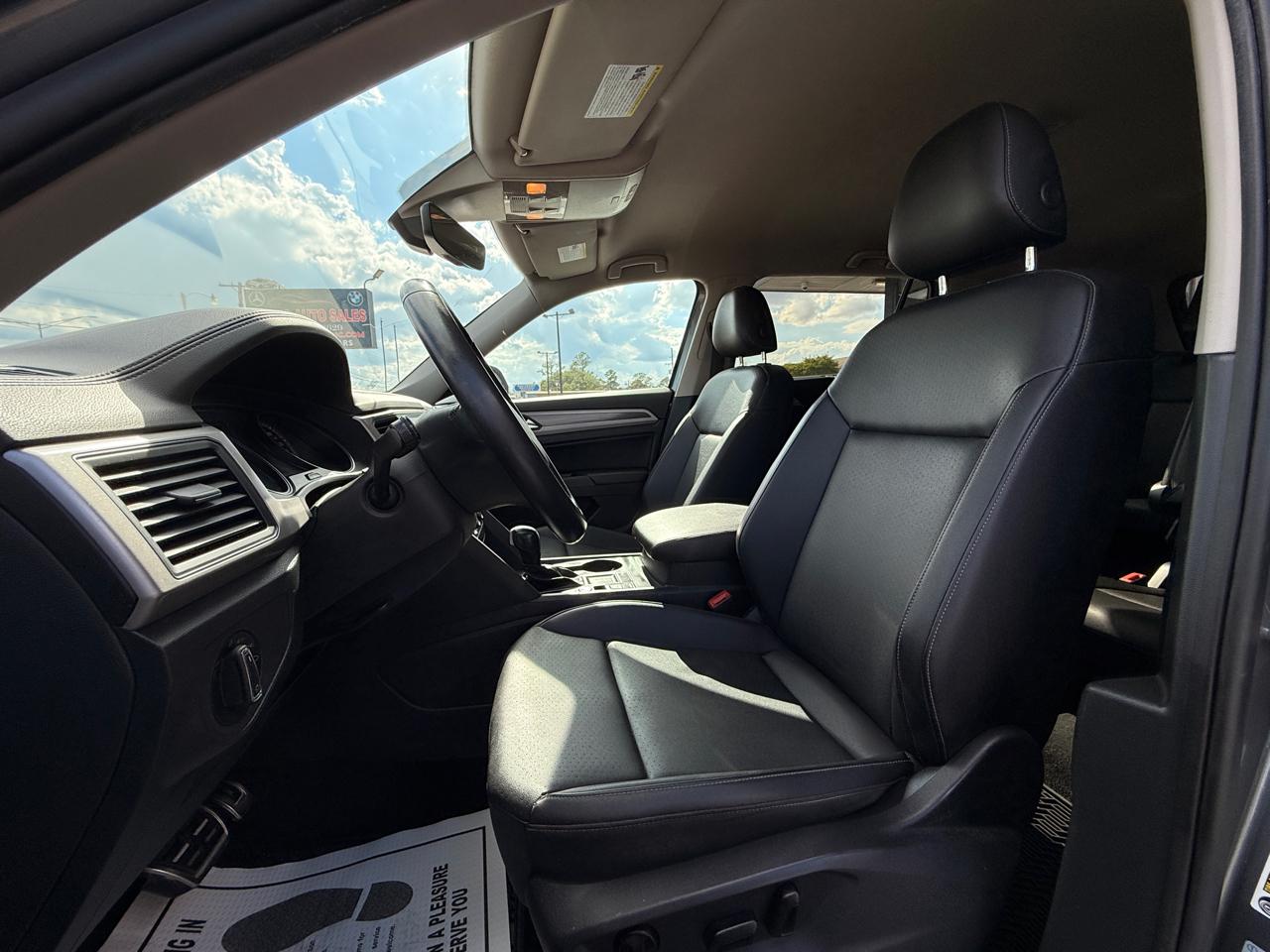 Volkswagen Atlas V6 SE w/Technology 2020