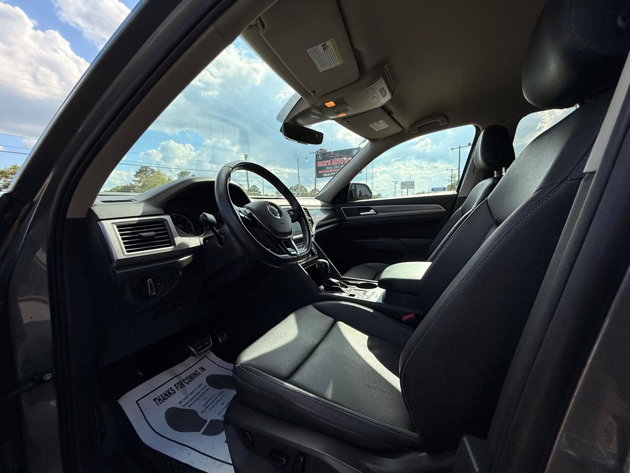 Volkswagen Atlas V6 SE w/Technology 2020