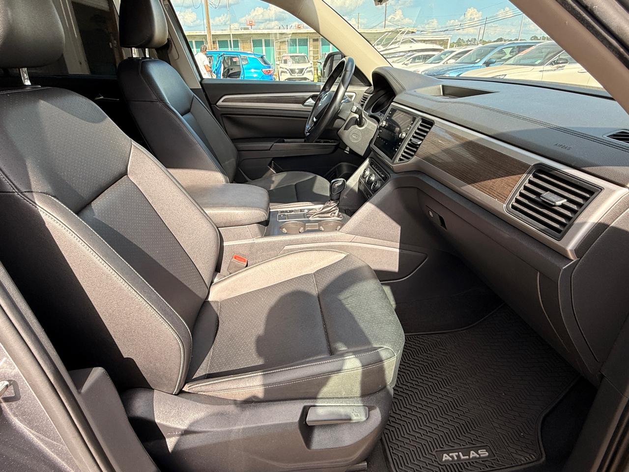 Volkswagen Atlas V6 SE w/Technology 2020