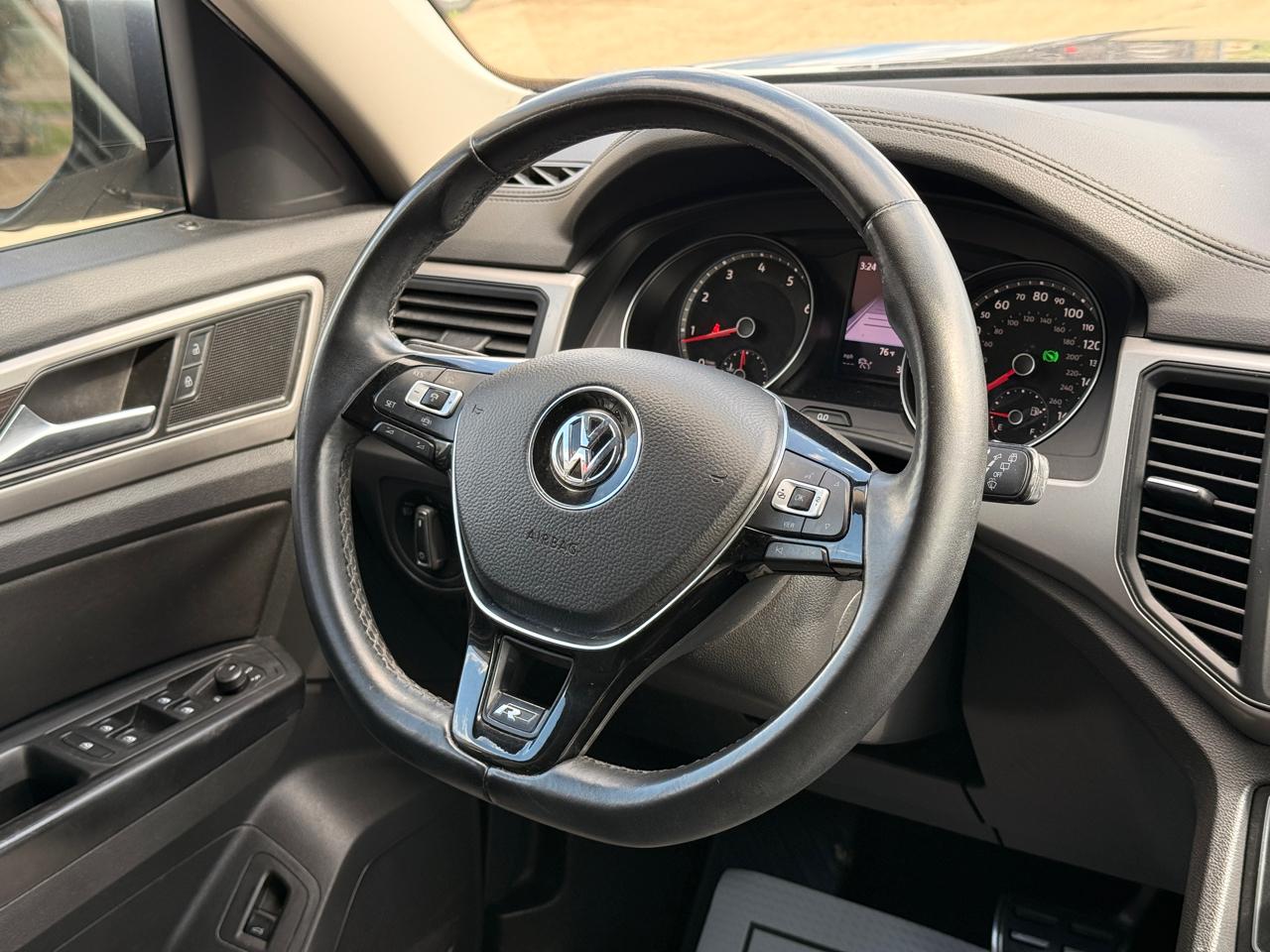 Volkswagen Atlas V6 SE w/Technology 2020