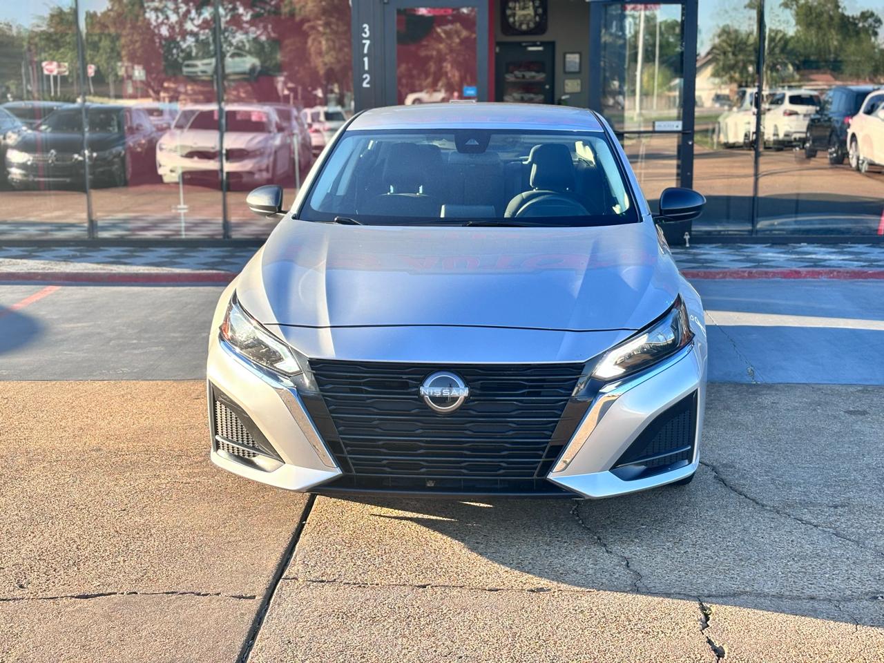 Nissan Altima 2.5 SV 2024