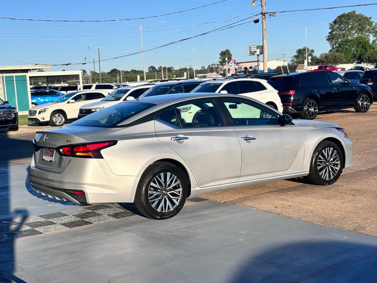 Nissan Altima 2.5 SV 2024