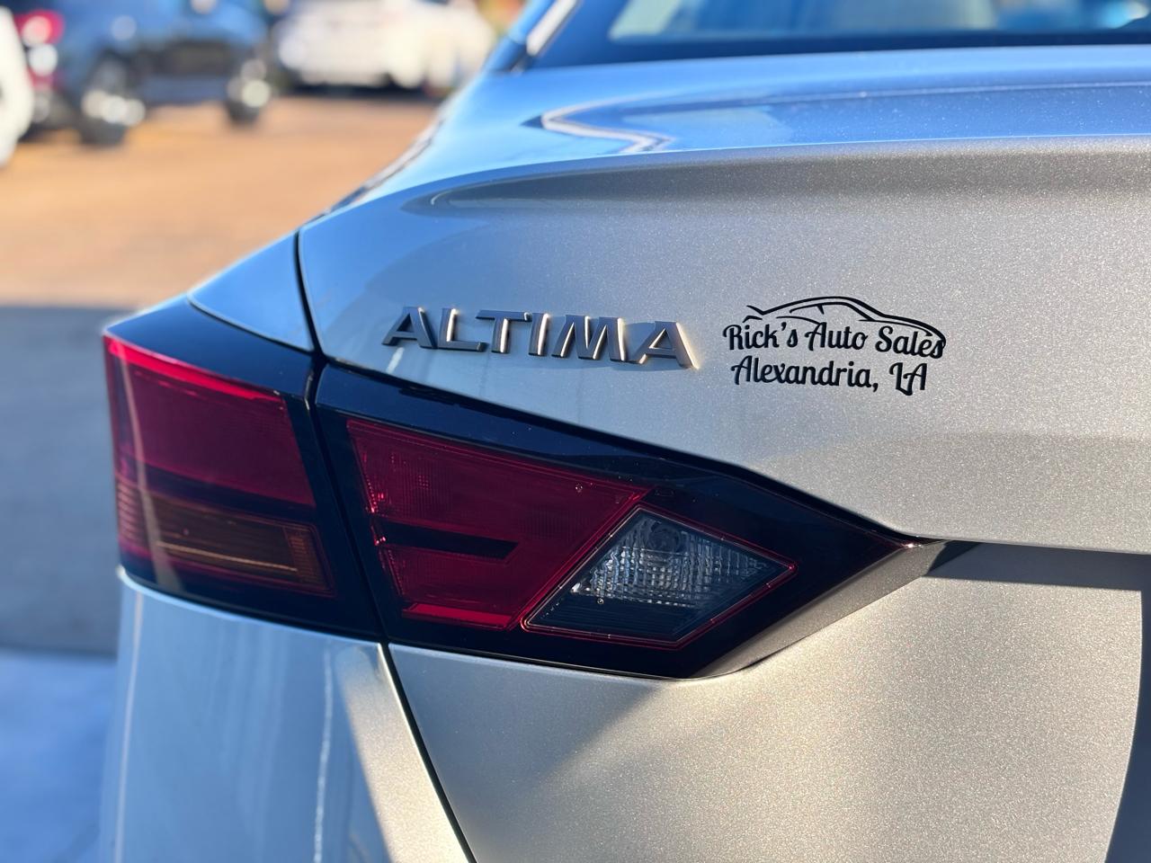Nissan Altima 2.5 SV 2024