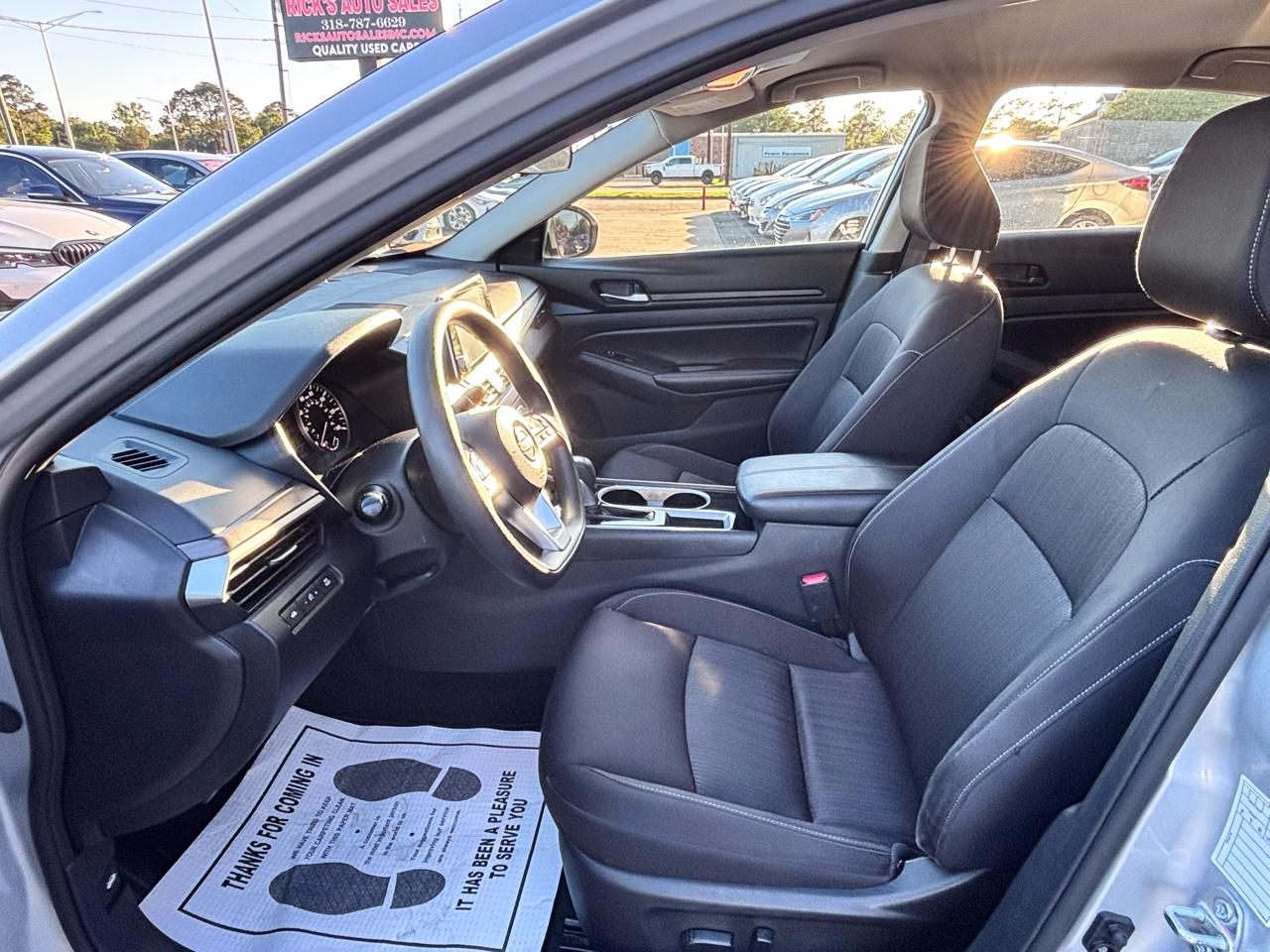 Nissan Altima 2.5 SV 2024