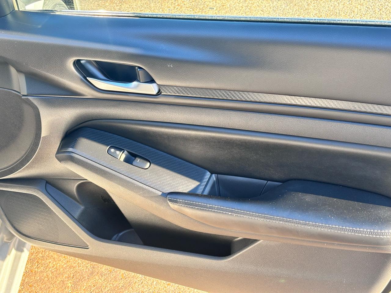 Nissan Altima 2.5 SV 2024