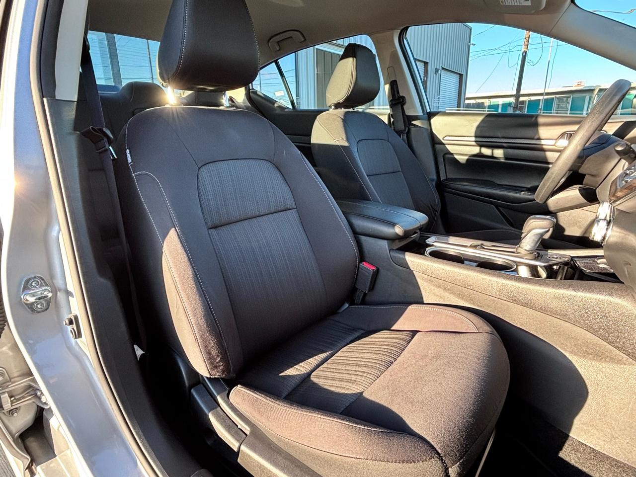 Nissan Altima 2.5 SV 2024