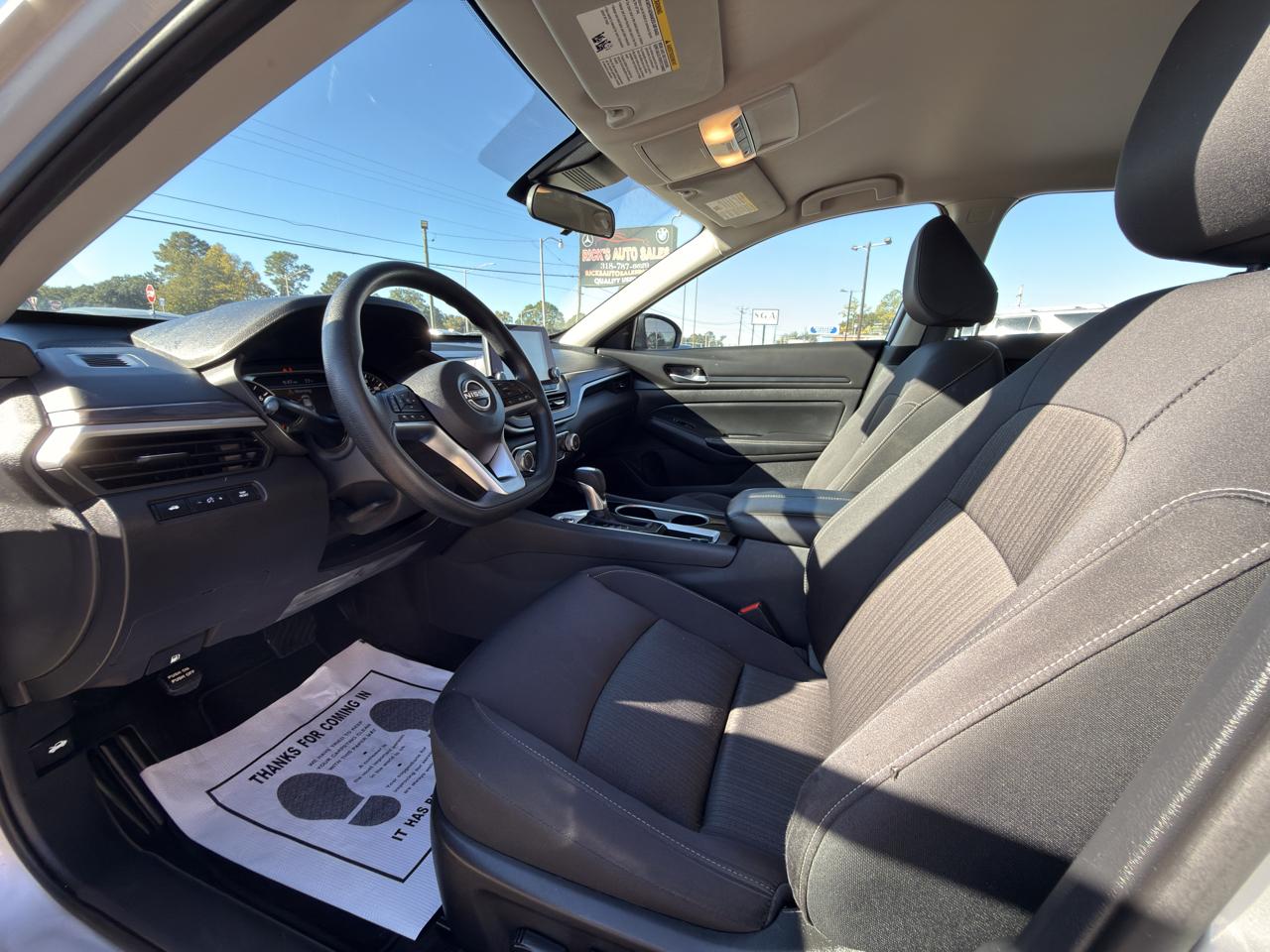 Nissan Altima 2.5 SV 2024