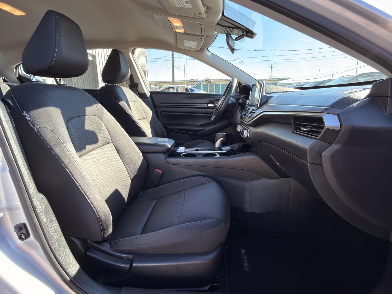 Nissan Altima 2.5 SV 2024