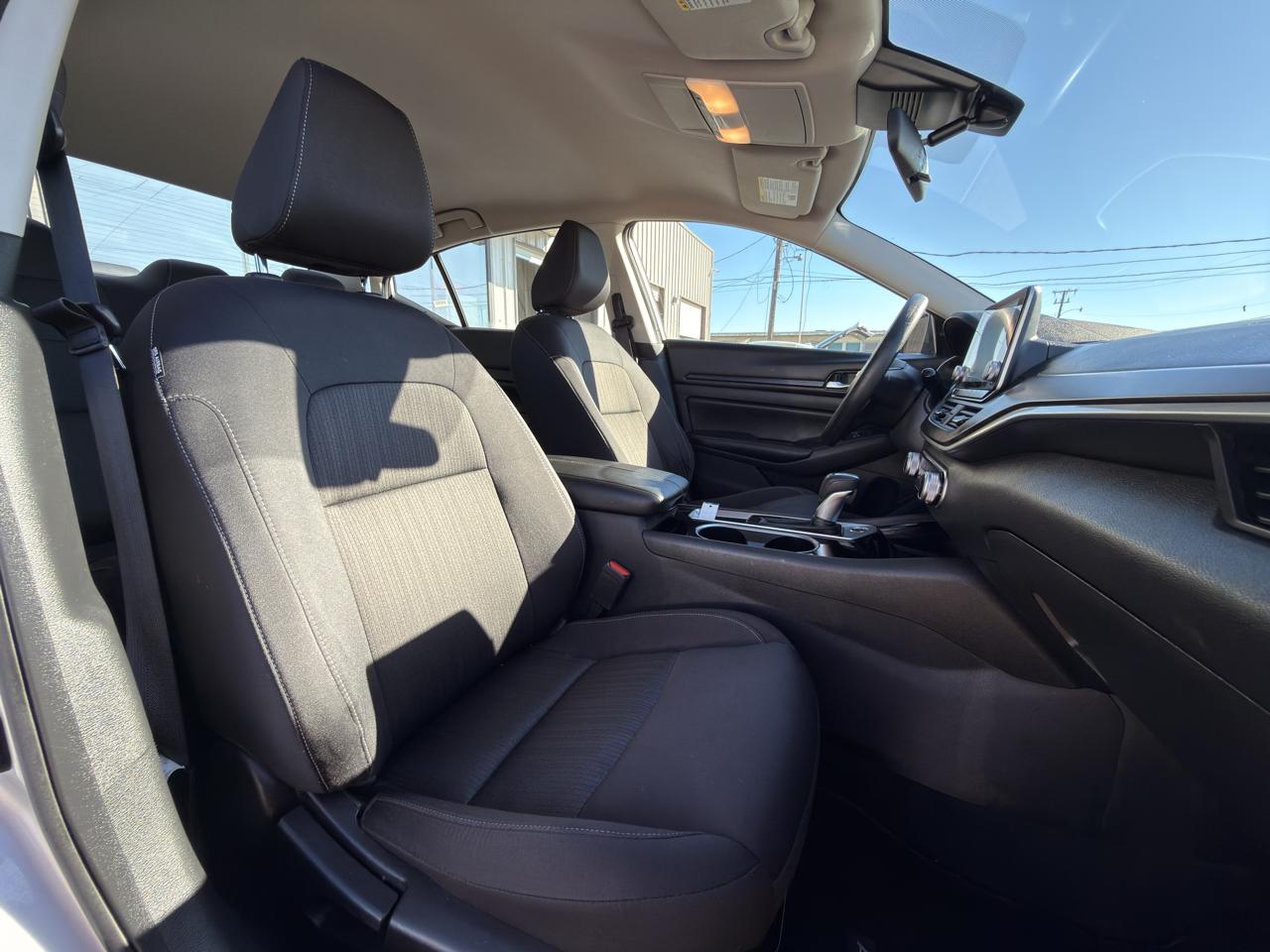Nissan Altima 2.5 SV 2024