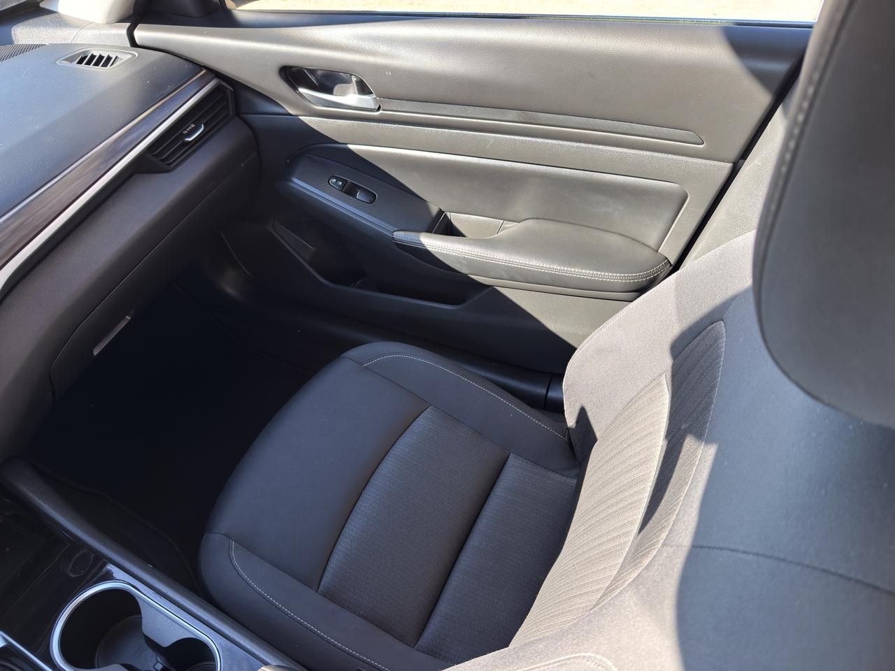 Nissan Altima 2.5 SV 2024