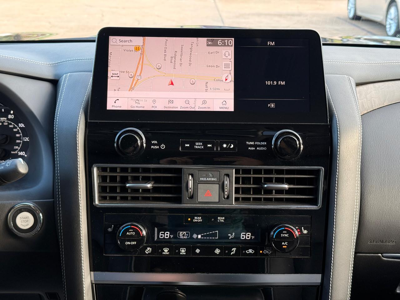 Infiniti QX80 LUXE 2022