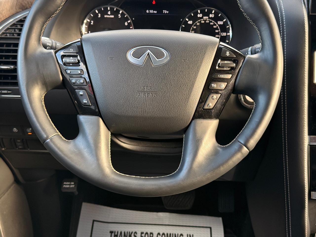 Infiniti QX80 LUXE 2022