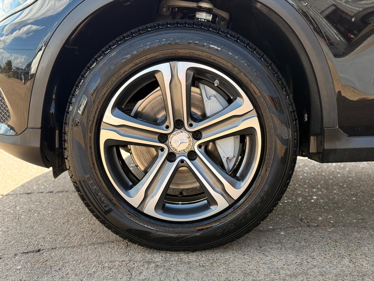 Mercedes-Benz GLC-Class GLC300 4MATIC 2016