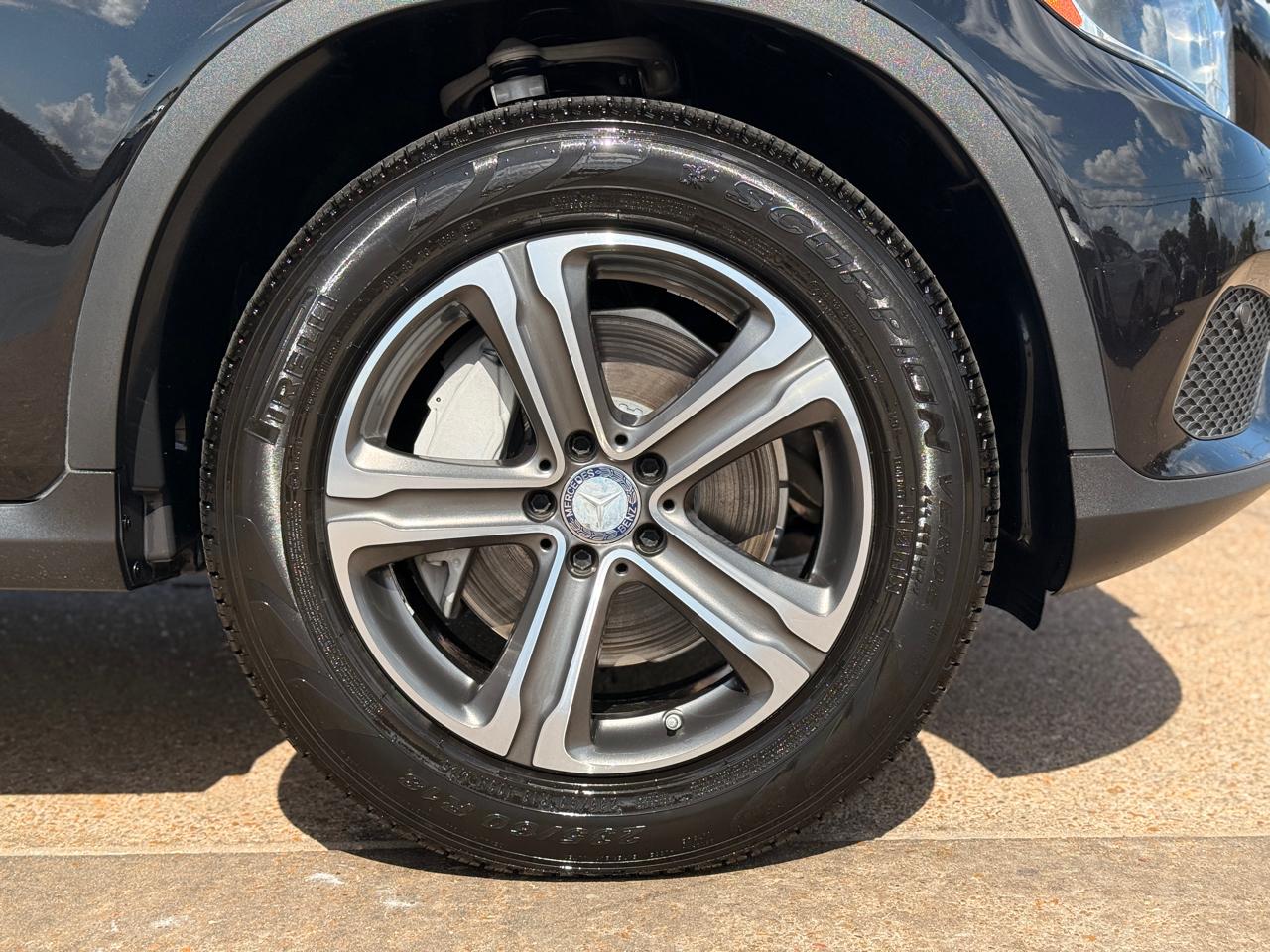 Mercedes-Benz GLC-Class GLC300 4MATIC 2016