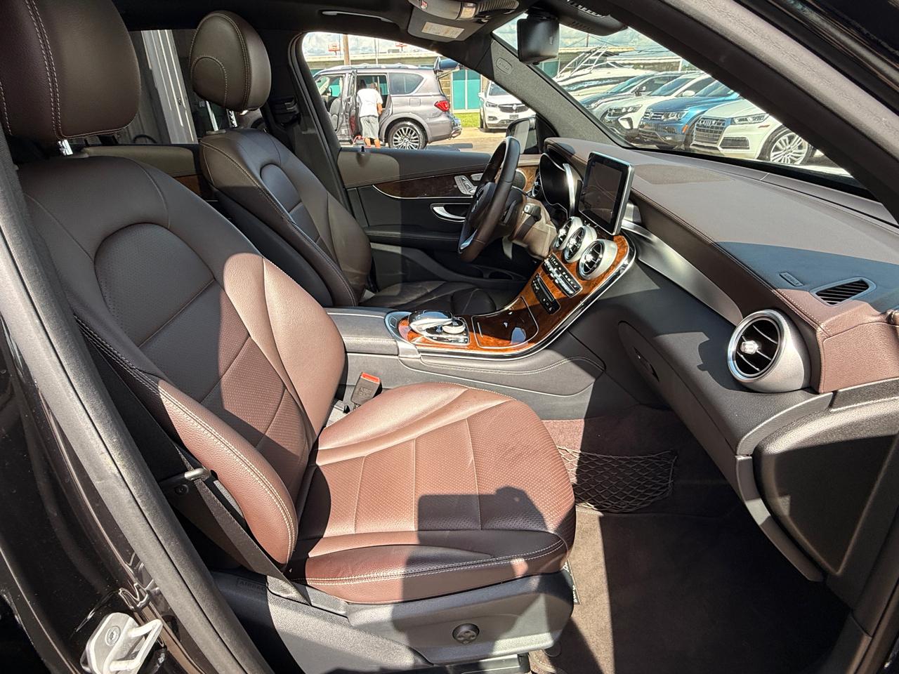 Mercedes-Benz GLC-Class GLC300 4MATIC 2016