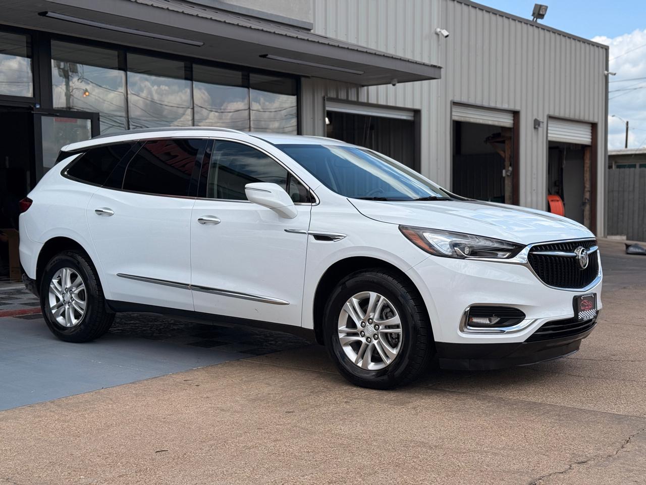 Buick Enclave Essence FWD 2019