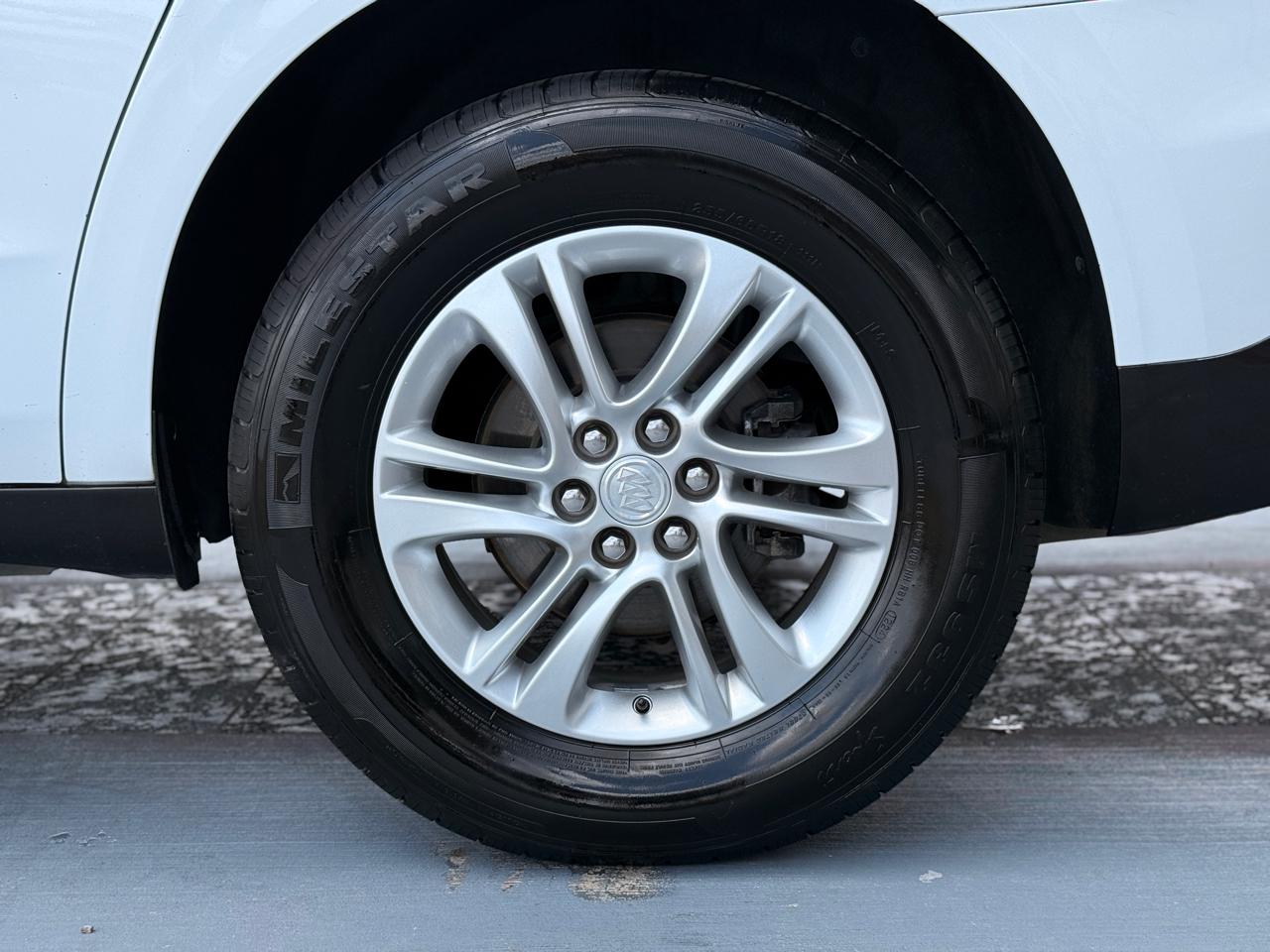 Buick Enclave Essence FWD 2019