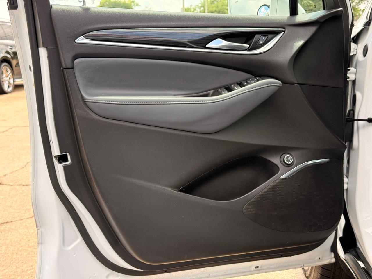 Buick Enclave Essence FWD 2019