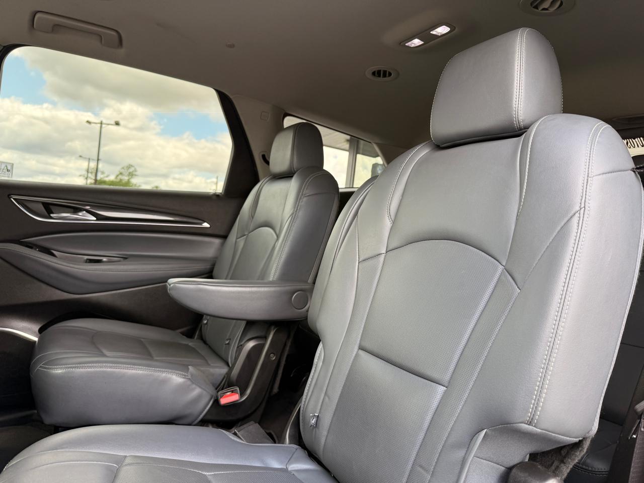 Buick Enclave Essence FWD 2019