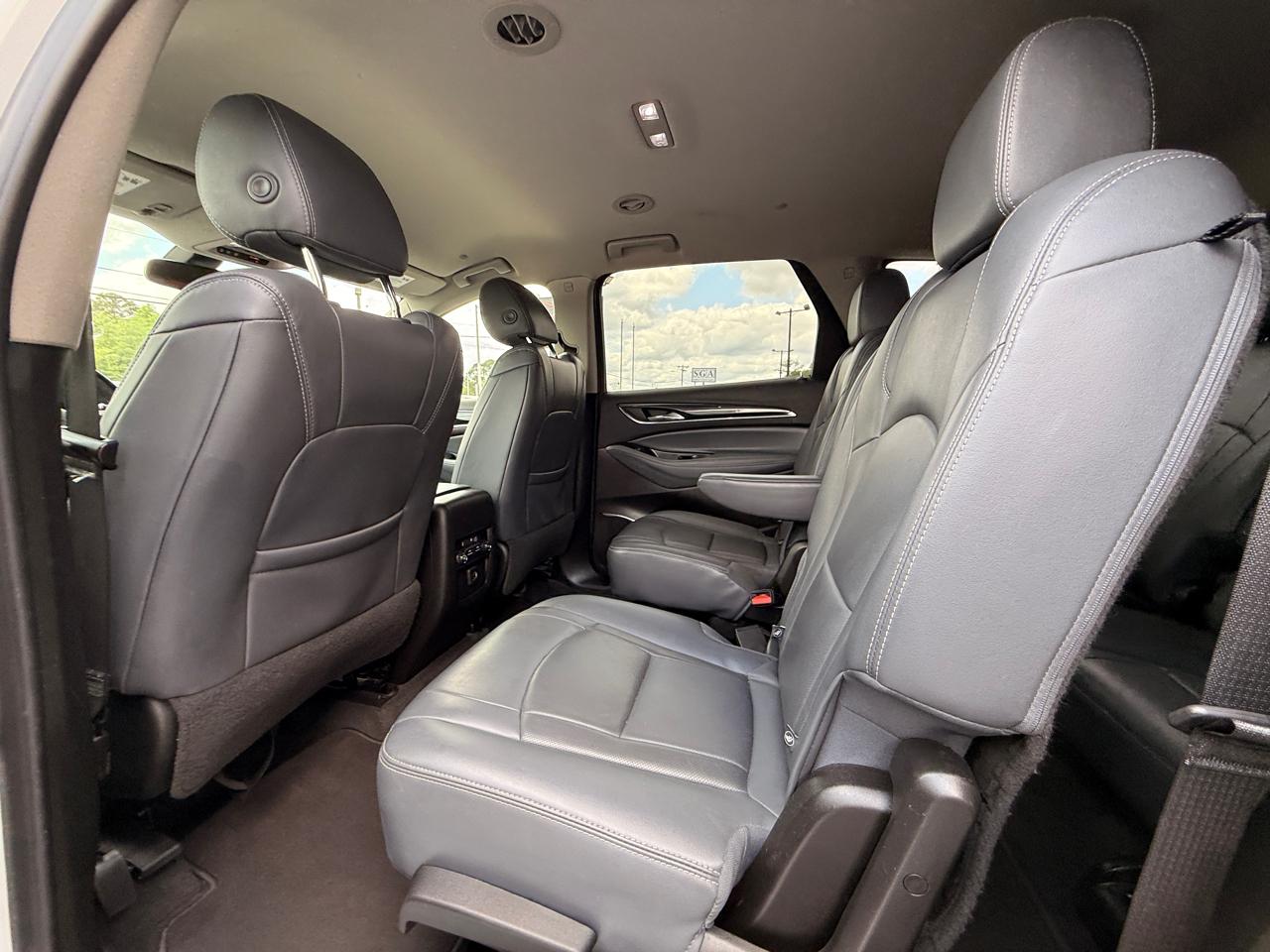 Buick Enclave Essence FWD 2019