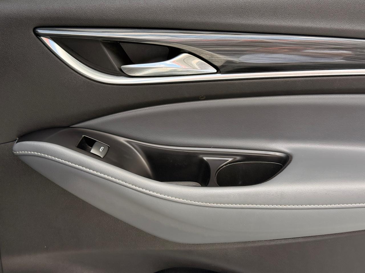 Buick Enclave Essence FWD 2019