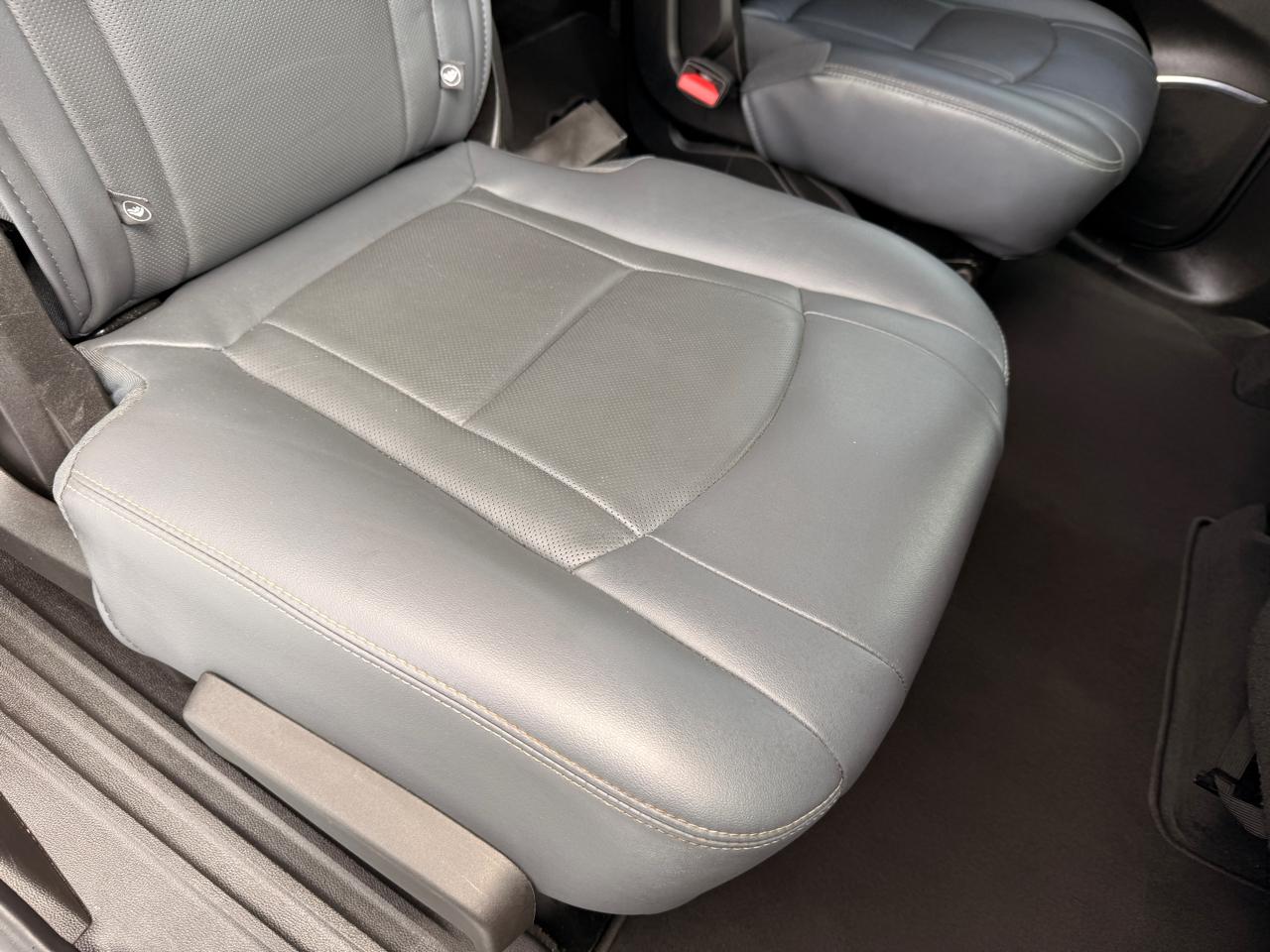 Buick Enclave Essence FWD 2019