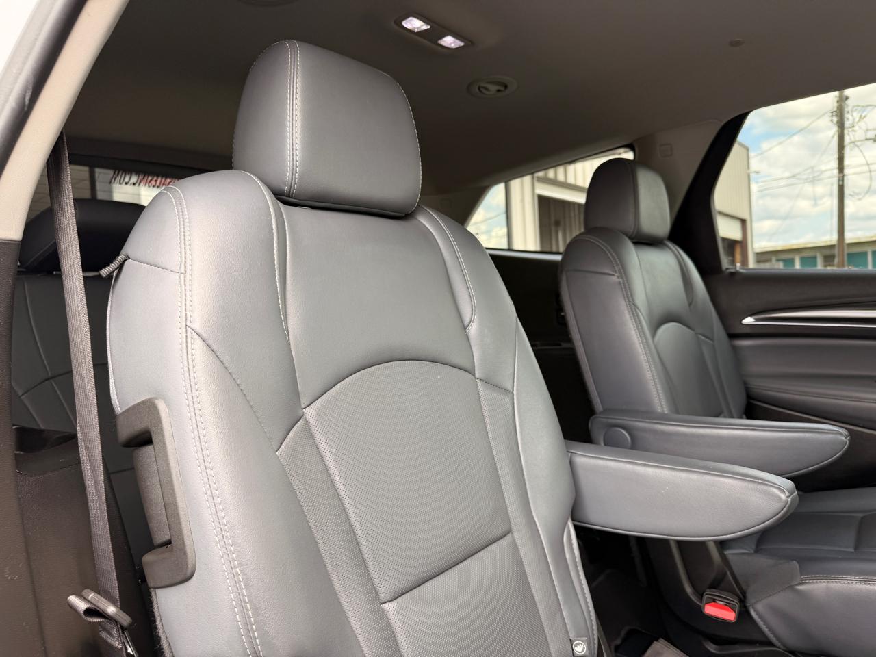 Buick Enclave Essence FWD 2019