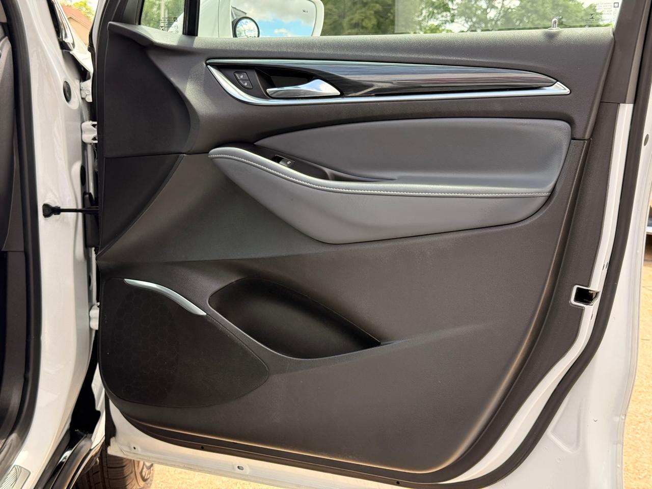 Buick Enclave Essence FWD 2019