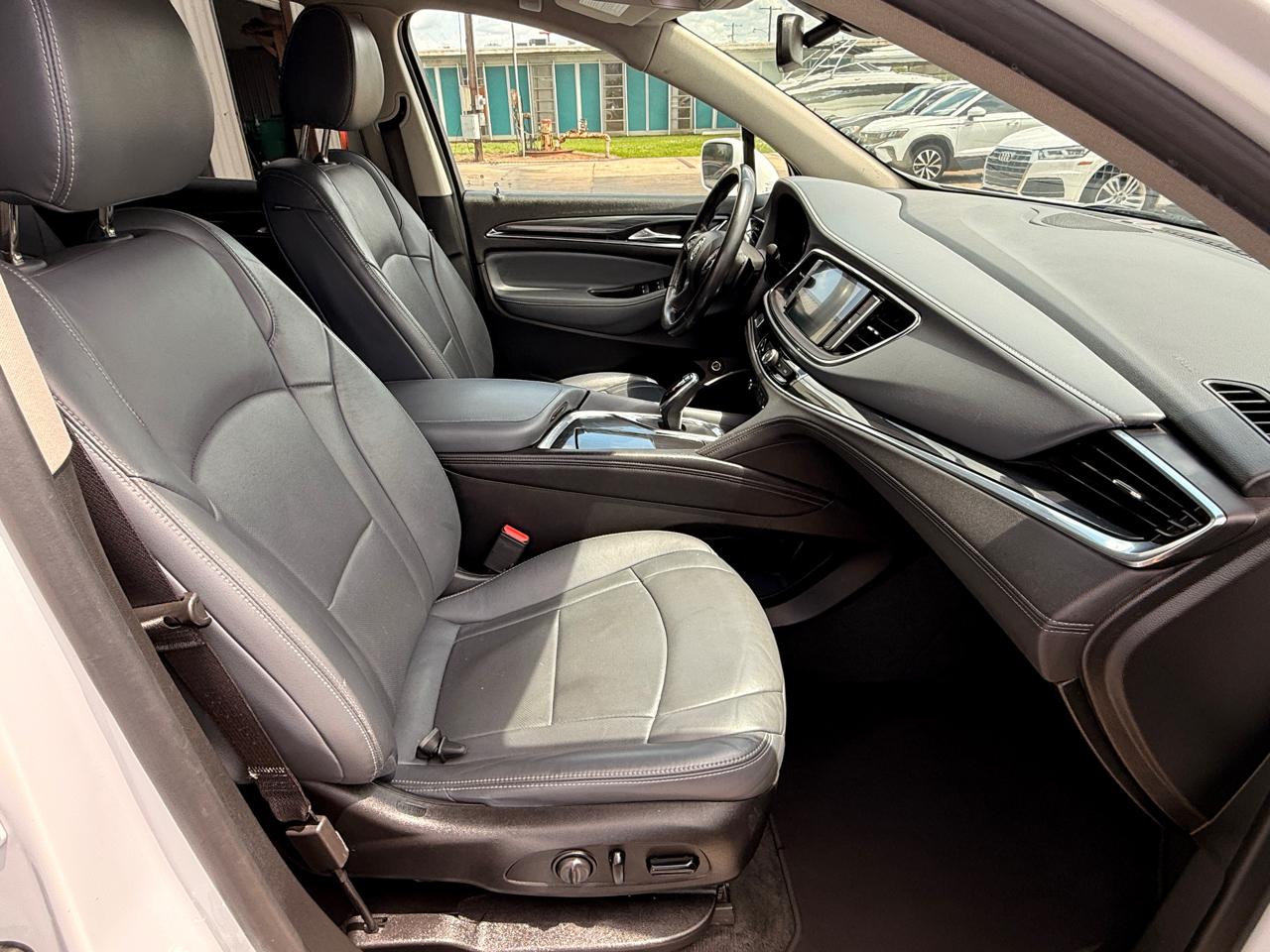 Buick Enclave Essence FWD 2019