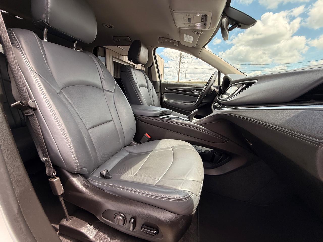 Buick Enclave Essence FWD 2019