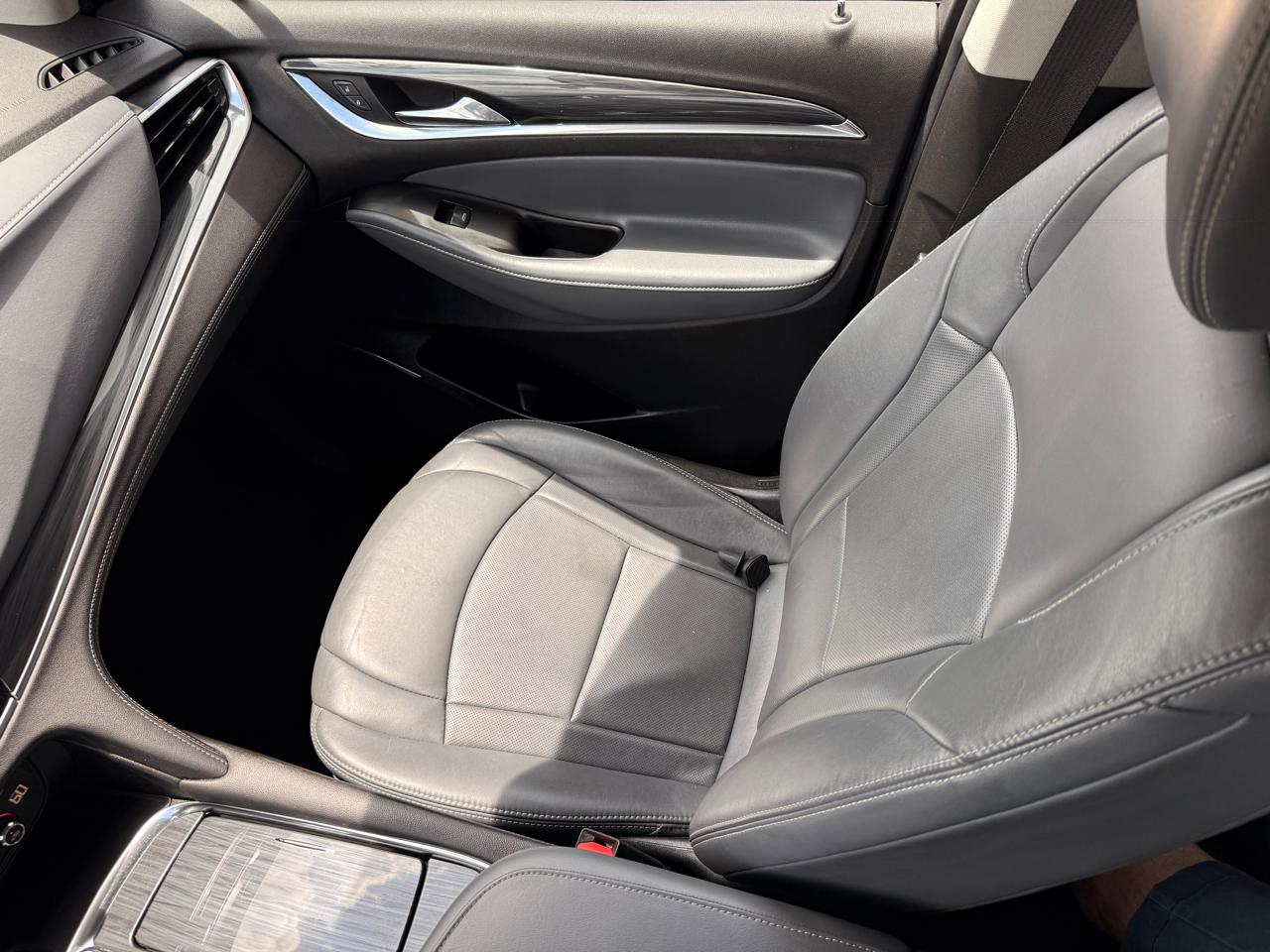 Buick Enclave Essence FWD 2019