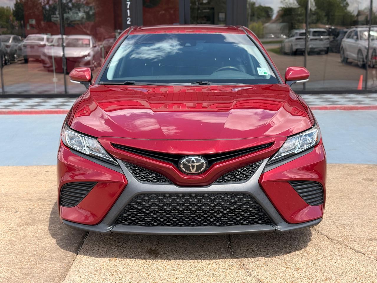 Toyota Camry SE 2018