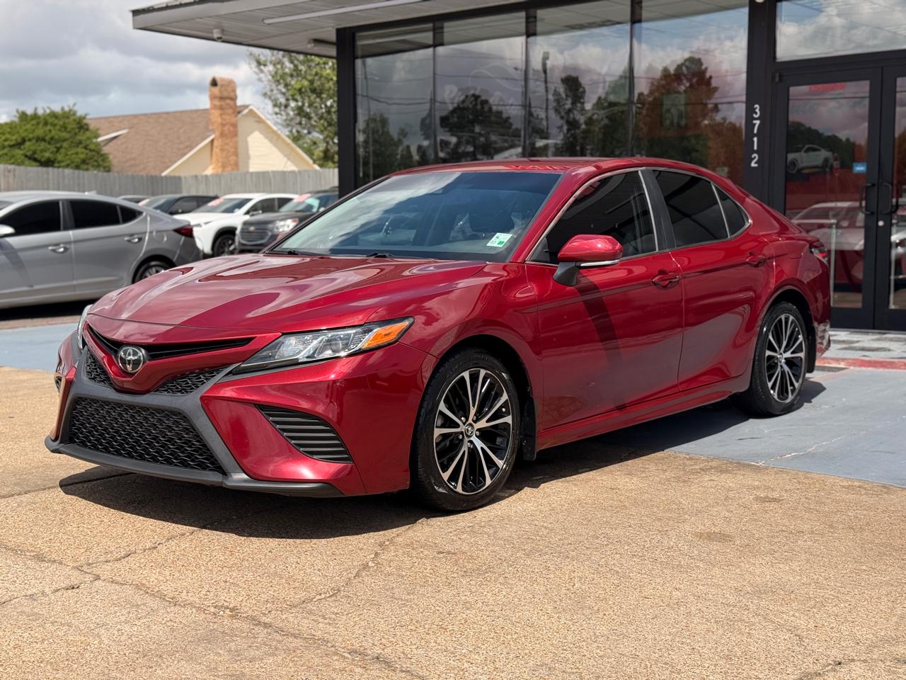 Toyota Camry SE 2018