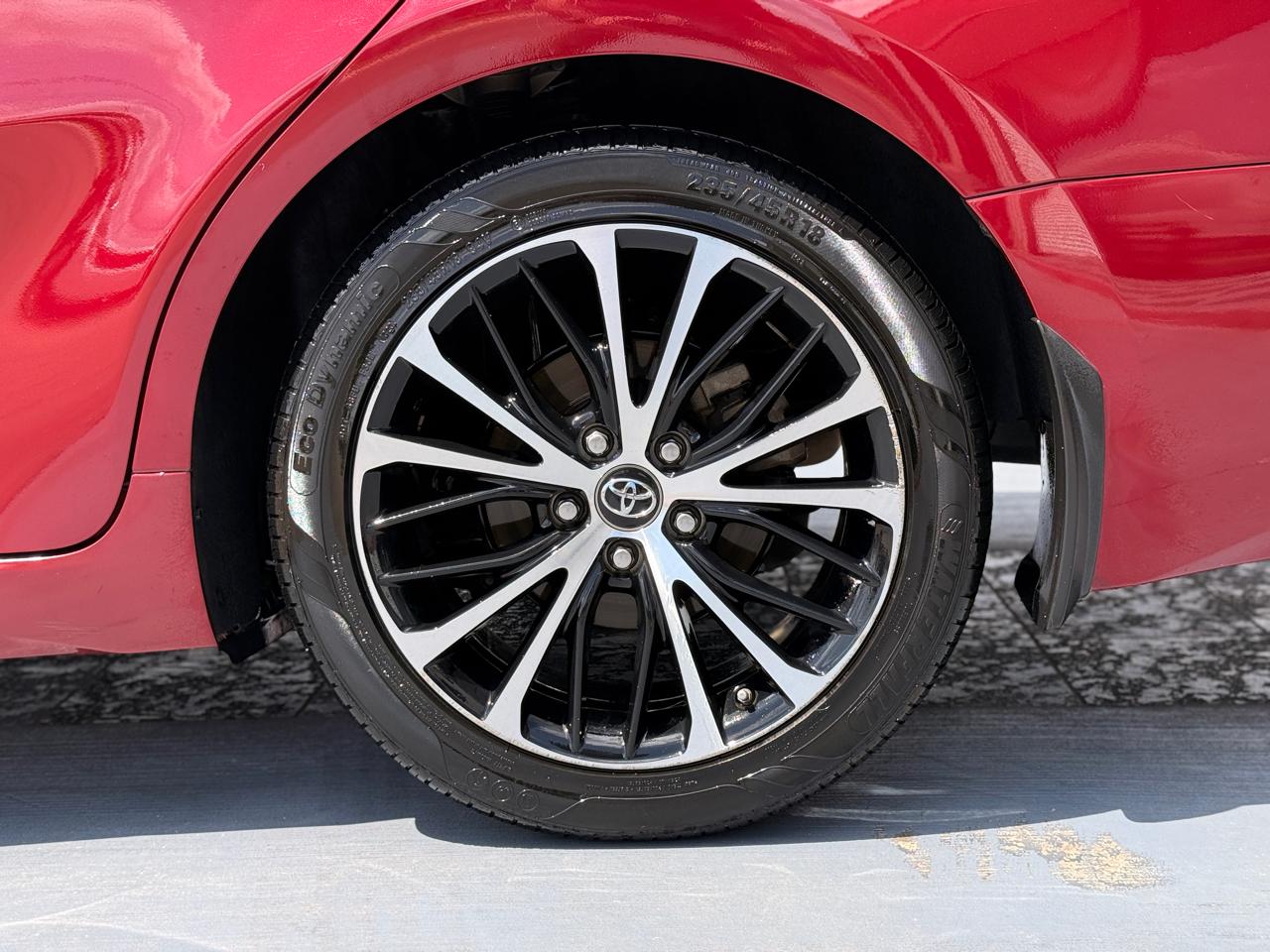 Toyota Camry SE 2018