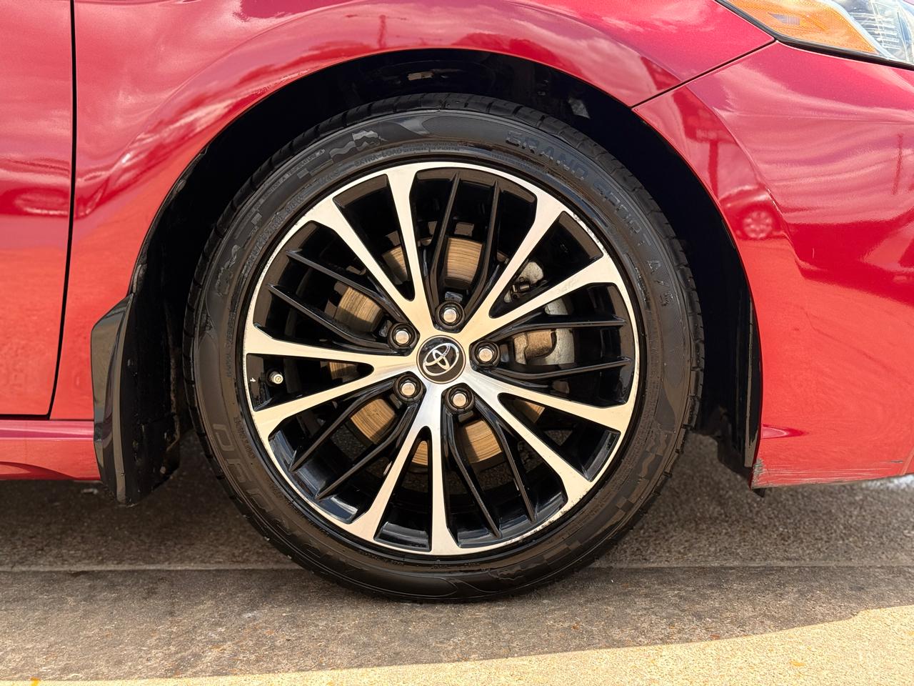 Toyota Camry SE 2018