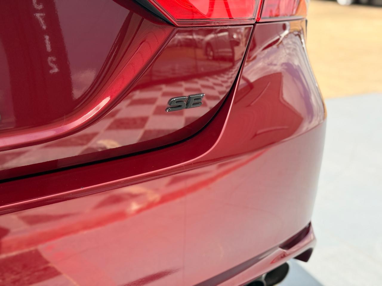 Toyota Camry SE 2018