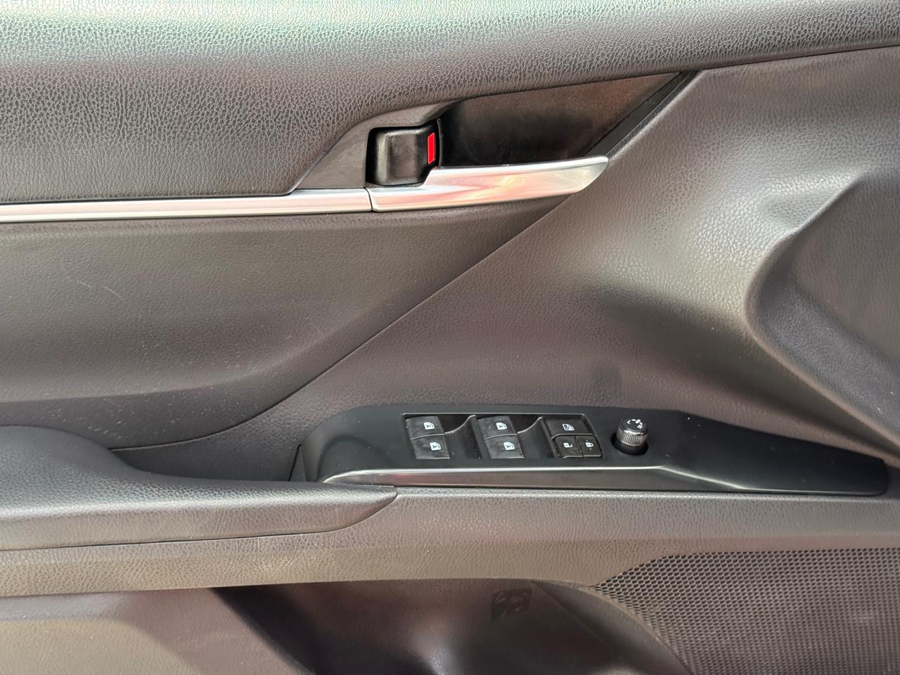 Toyota Camry SE 2018