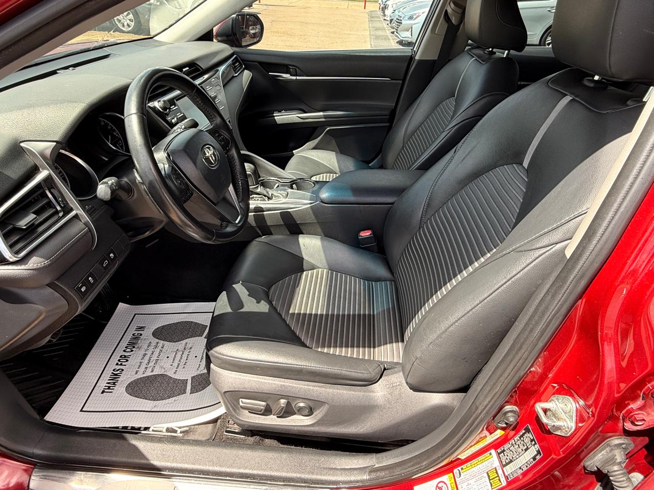 Toyota Camry SE 2018