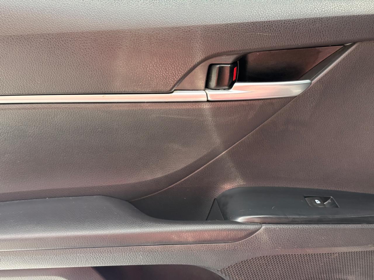 Toyota Camry SE 2018