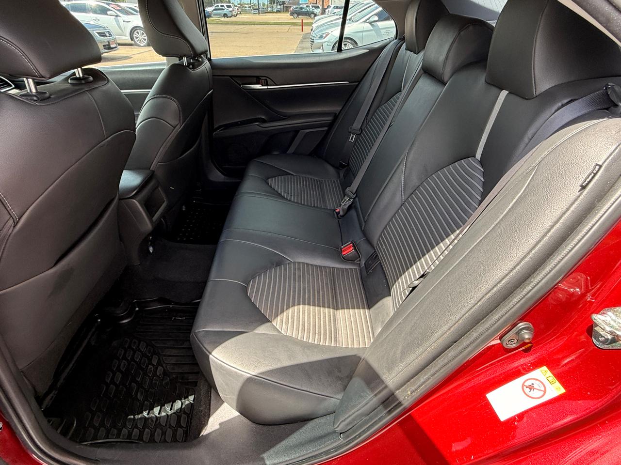 Toyota Camry SE 2018