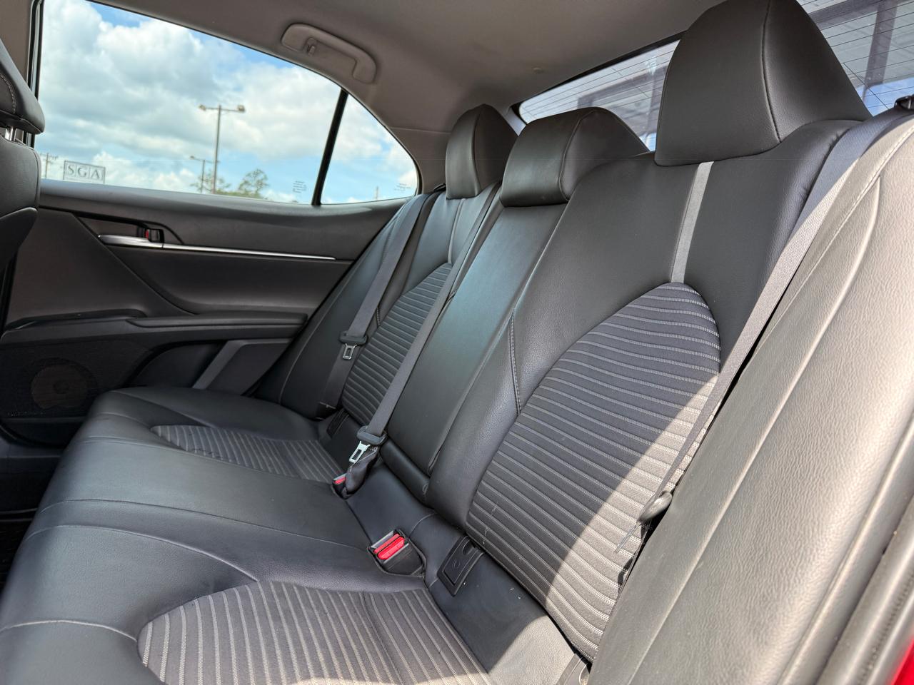 Toyota Camry SE 2018