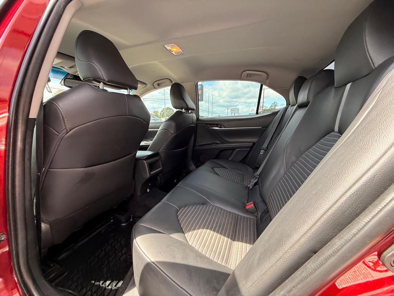 Toyota Camry SE 2018