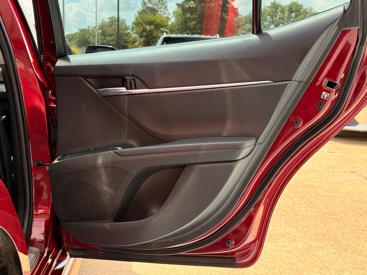 Toyota Camry SE 2018