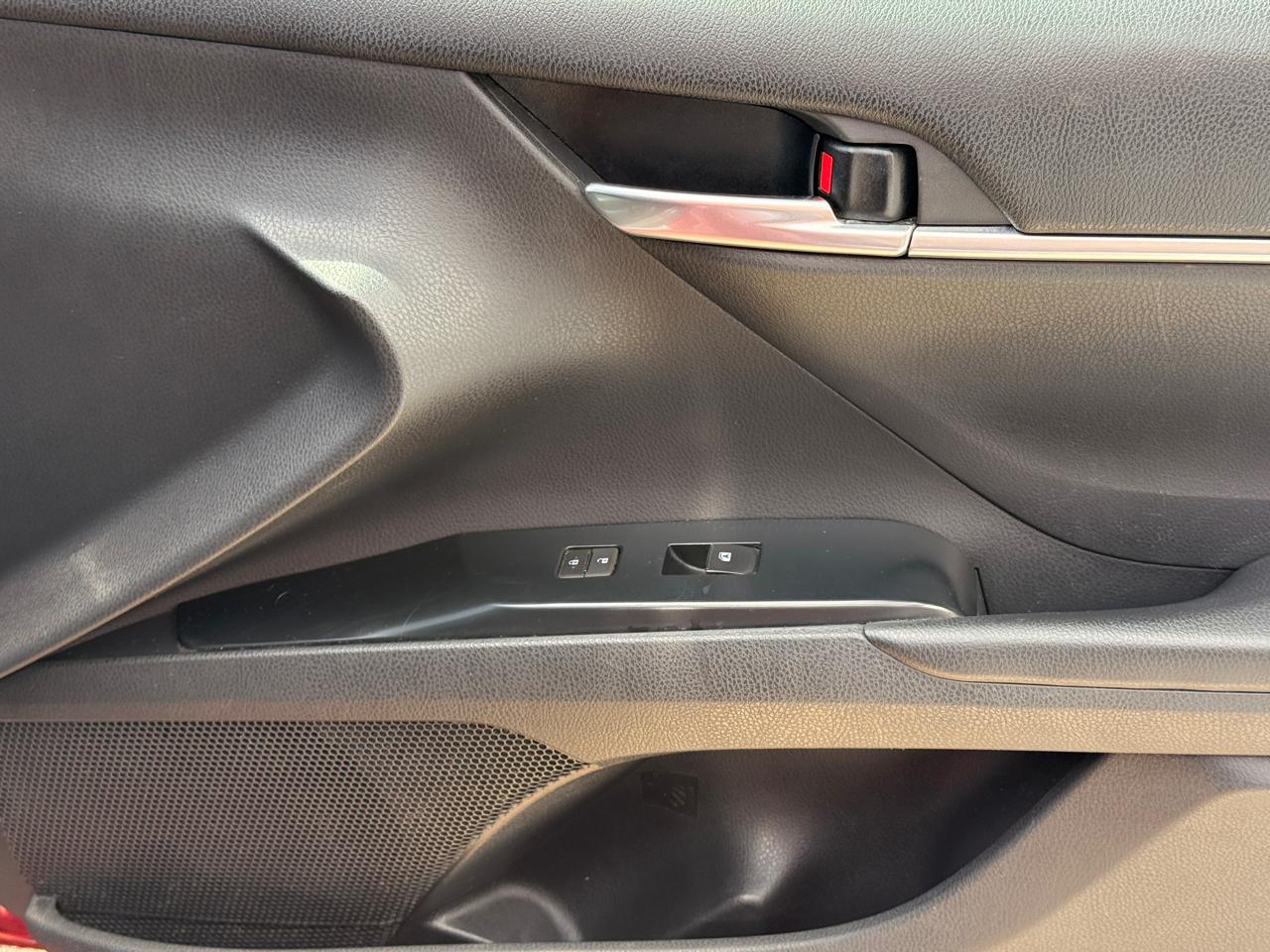 Toyota Camry SE 2018